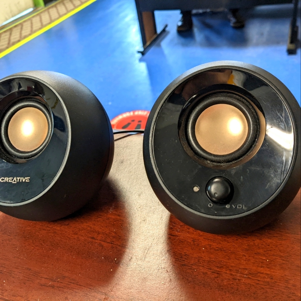 Creative Pebble computer speakers. These are an Amazon "top pick".